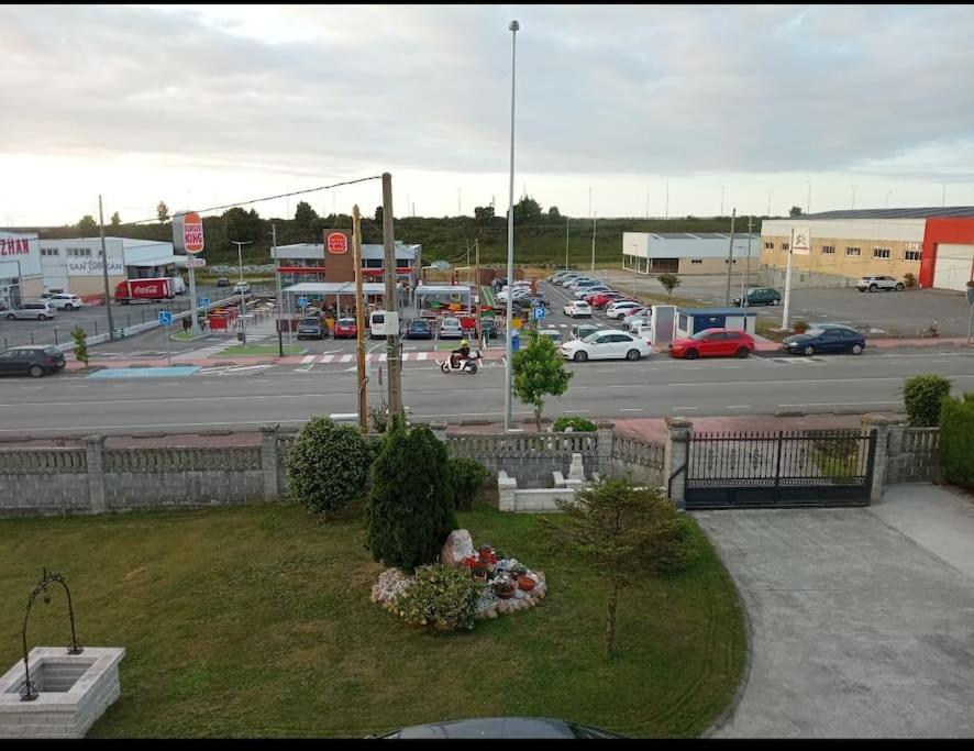 Apartamento En Las Afueras Ribadeo Exteriör bild